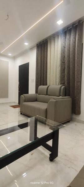 Easy Stays Yelagiri - Stone White Villa